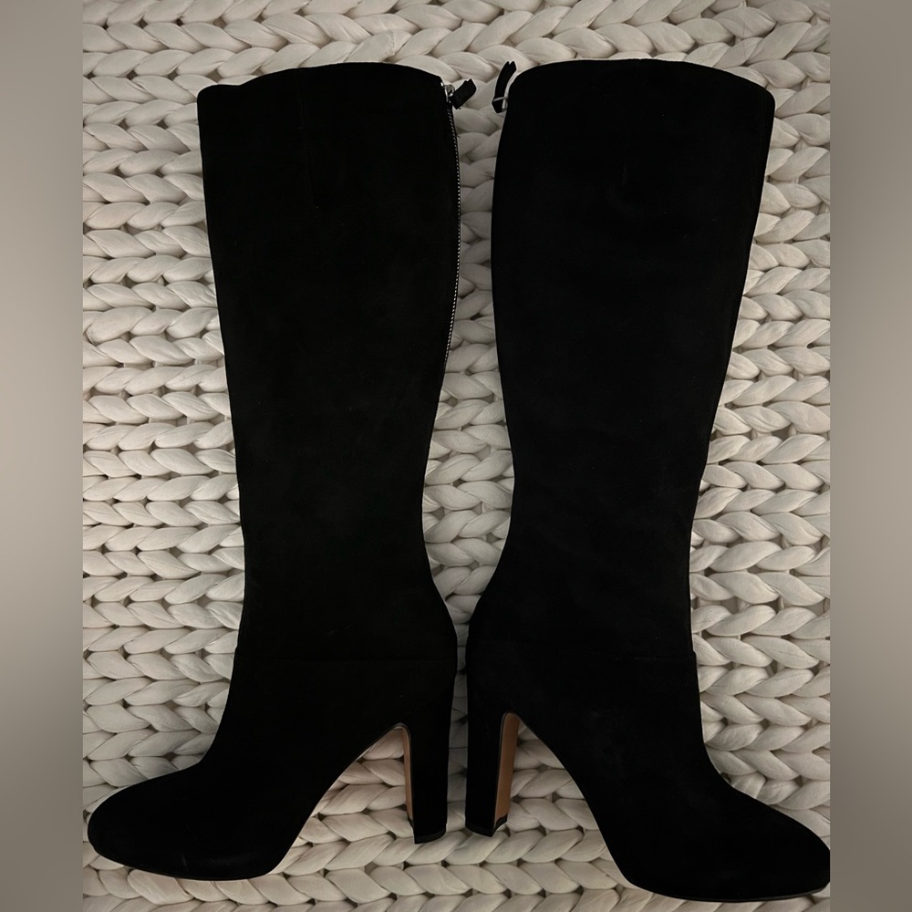 Nine West black suede knee high boots. Size 8.5 M